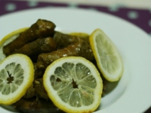 トルコ家庭料理★ブルグル入り、葡萄の葉ロール